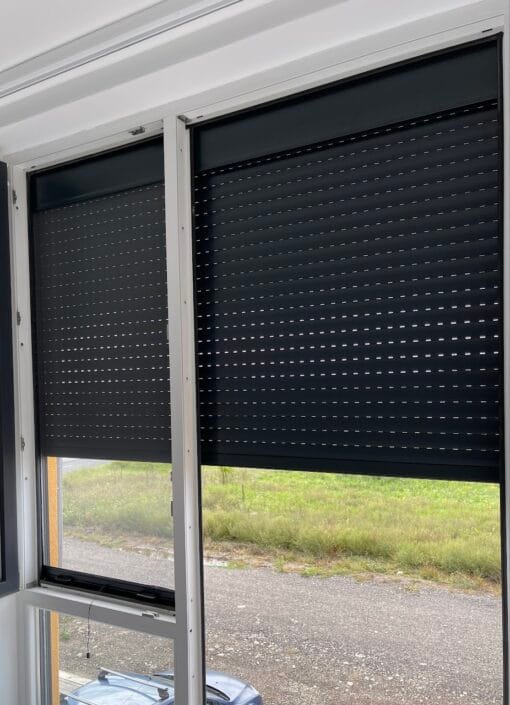Rulouri Exterioare din Aluminiu Aplicat, Suprapus sau Batant
