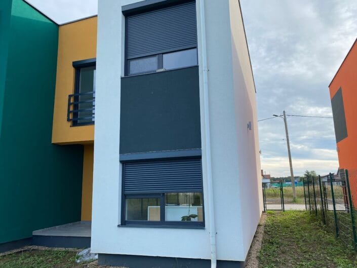 Rulouri exterioare