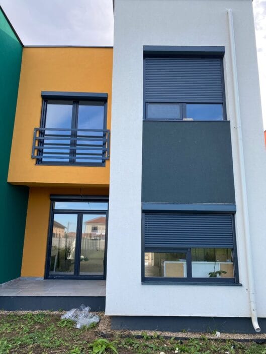 Rulouri Exterioare din Aluminiu Aplicat, Suprapus sau Batant