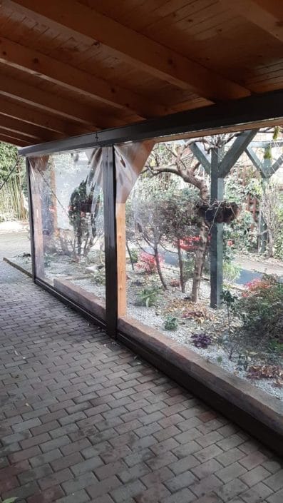 Inchideri terase cu poliplan transparent, policristal, pereti de vant terasa, folie transparenta pvc cristal. Pereti transparenti antivant Timisoara